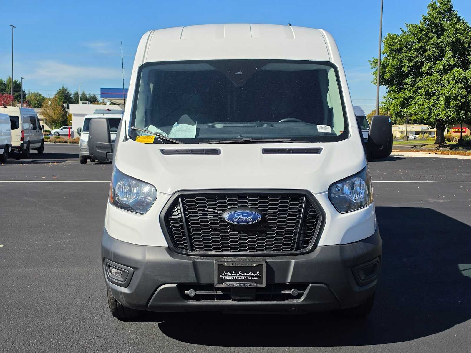 2023 Ford Transit T-250 130" Med Rf 9070 GVWR AWD