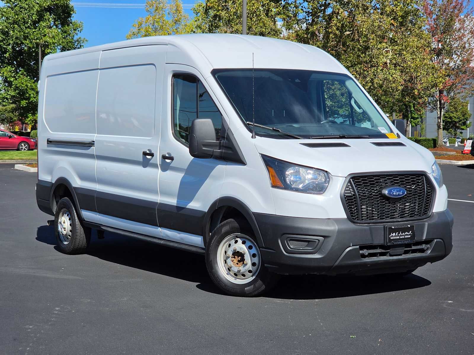2023 Ford Transit Cargo Van T-250 130" Med Rf 9070 GVWR AWD
