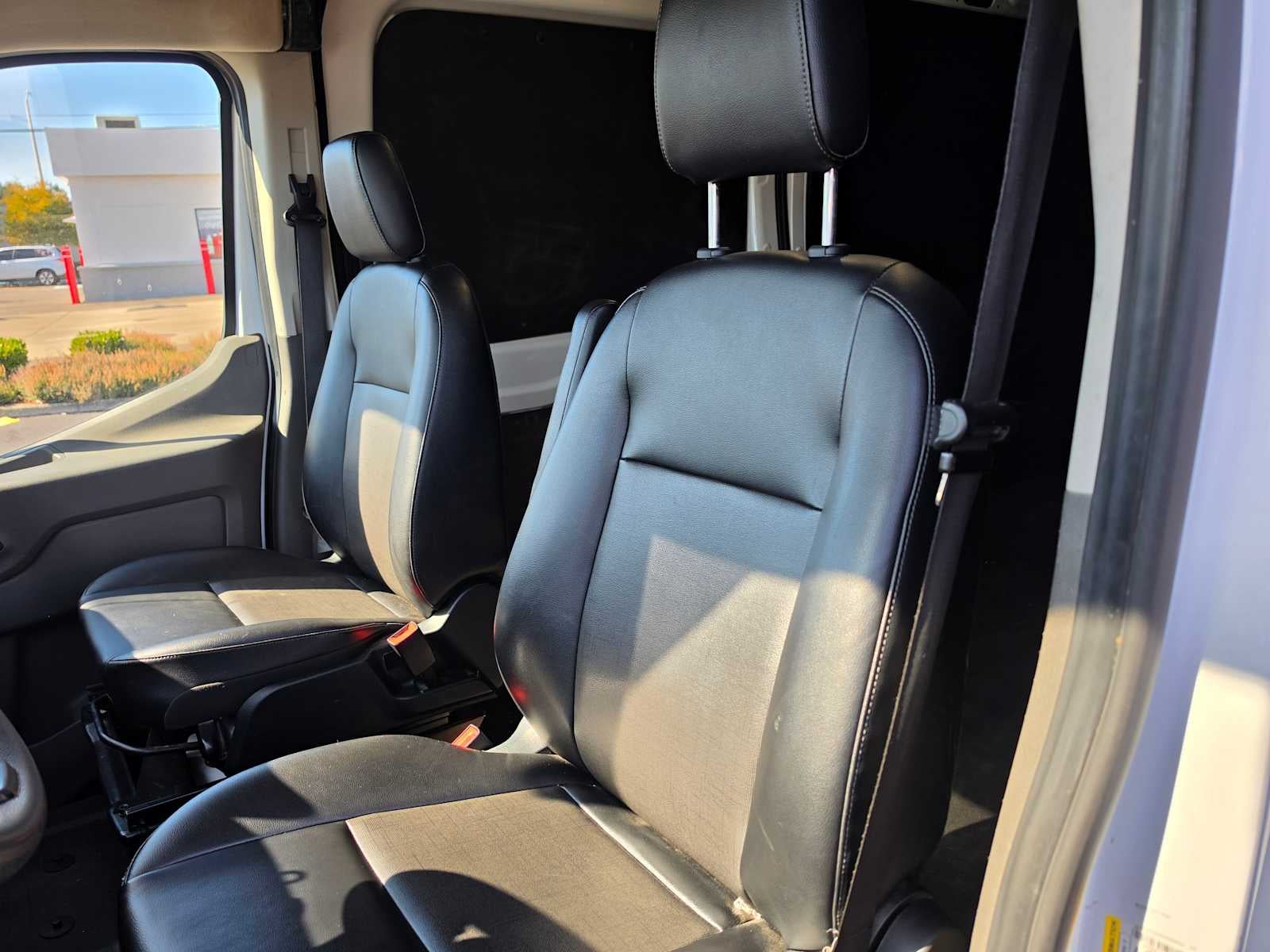 2023 Ford Transit Cargo Van T-250 130" Med Rf 9070 GVWR AWD