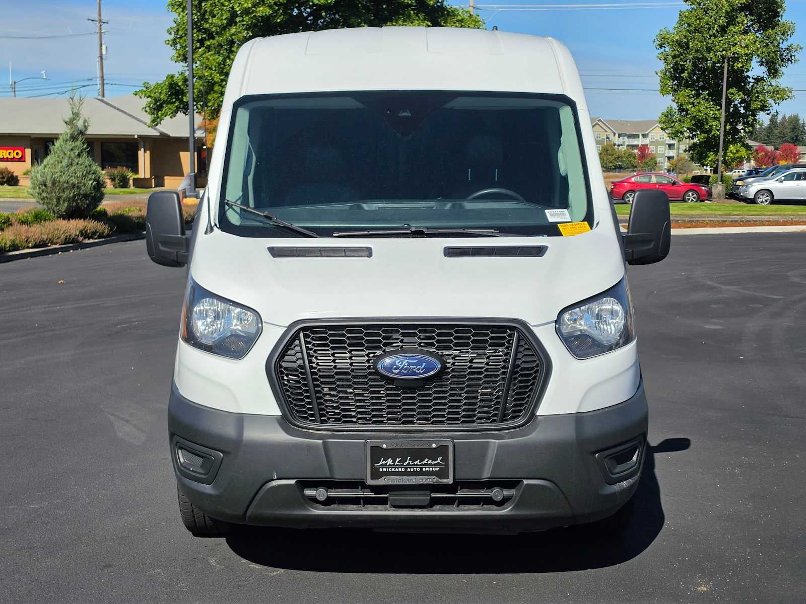 2023 Ford Transit Cargo Van T-250 130" Med Rf 9070 GVWR AWD