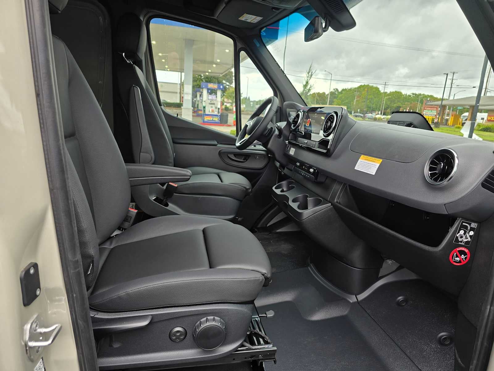 2026 Mercedes-Benz Sprinter 2500 Standard Roof I4 Diesel HO 144" AWD