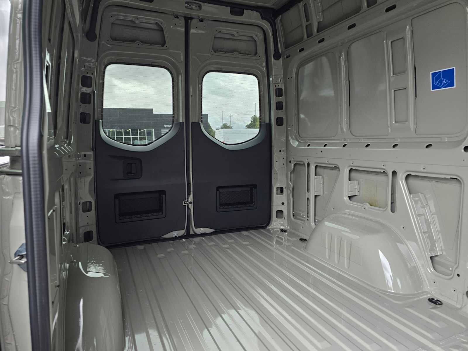 2026 Mercedes-Benz Sprinter 2500 Standard Roof I4 Diesel HO 144" AWD
