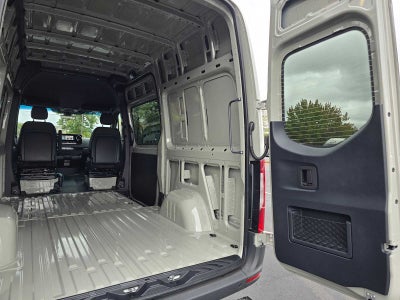 2026 Mercedes-Benz Sprinter 2500 Standard Roof I4 Diesel HO 144" AWD