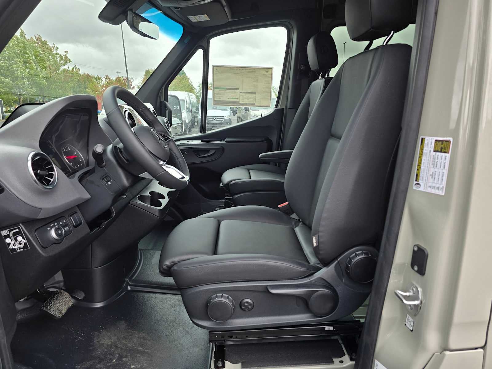 2026 Mercedes-Benz Sprinter 2500 Standard Roof I4 Diesel HO 144" AWD