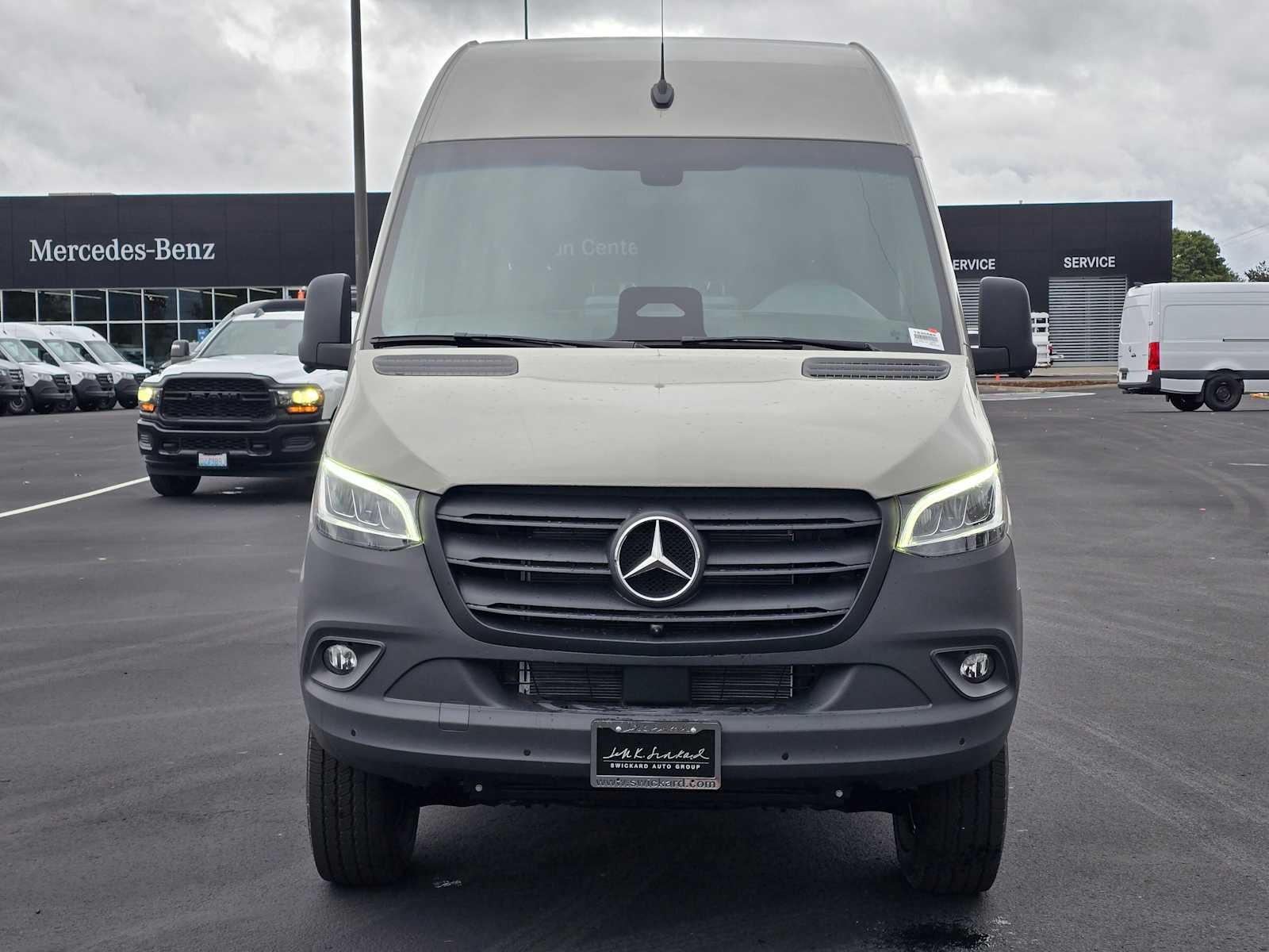 2026 Mercedes-Benz Sprinter 2500 Standard Roof I4 Diesel HO 144" AWD