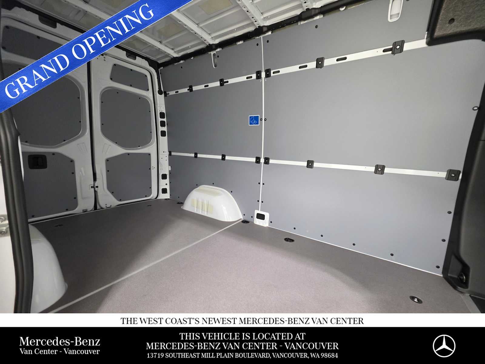 2026 Mercedes-Benz Sprinter 2500 Standard Roof I4 Diesel 144" RWD