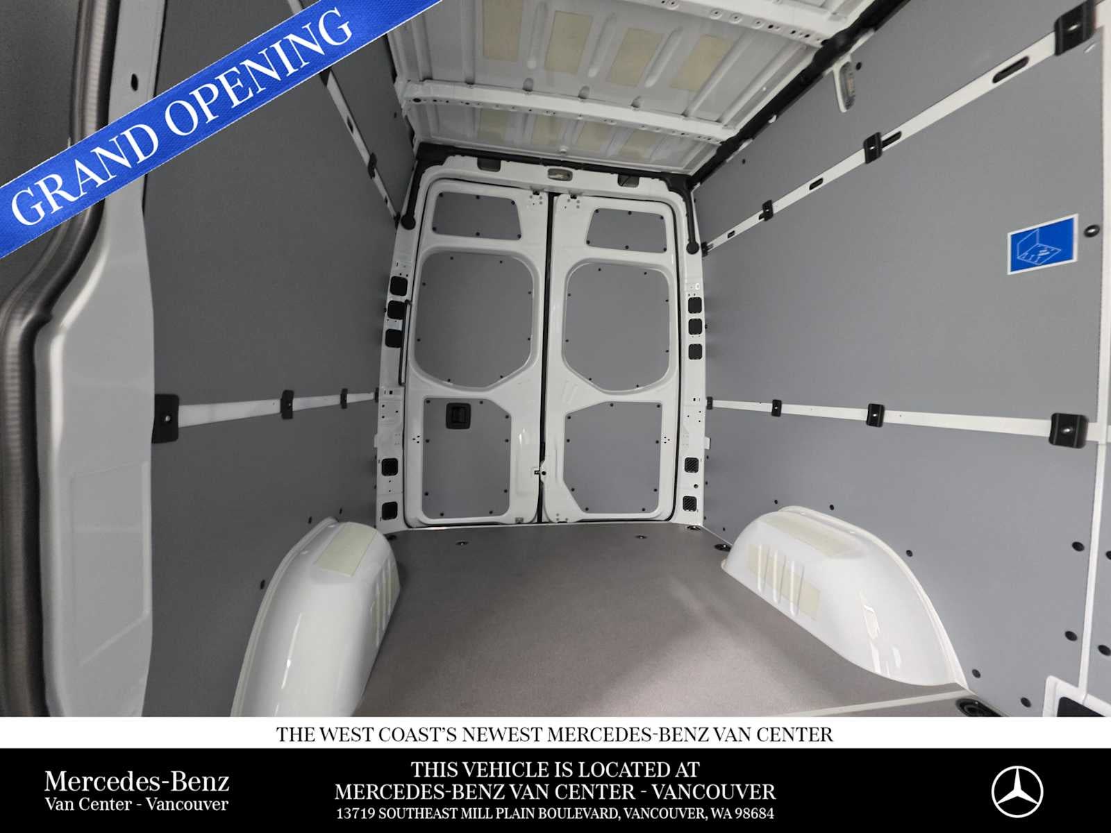 2026 Mercedes-Benz Sprinter 2500 Standard Roof I4 Diesel 144" RWD