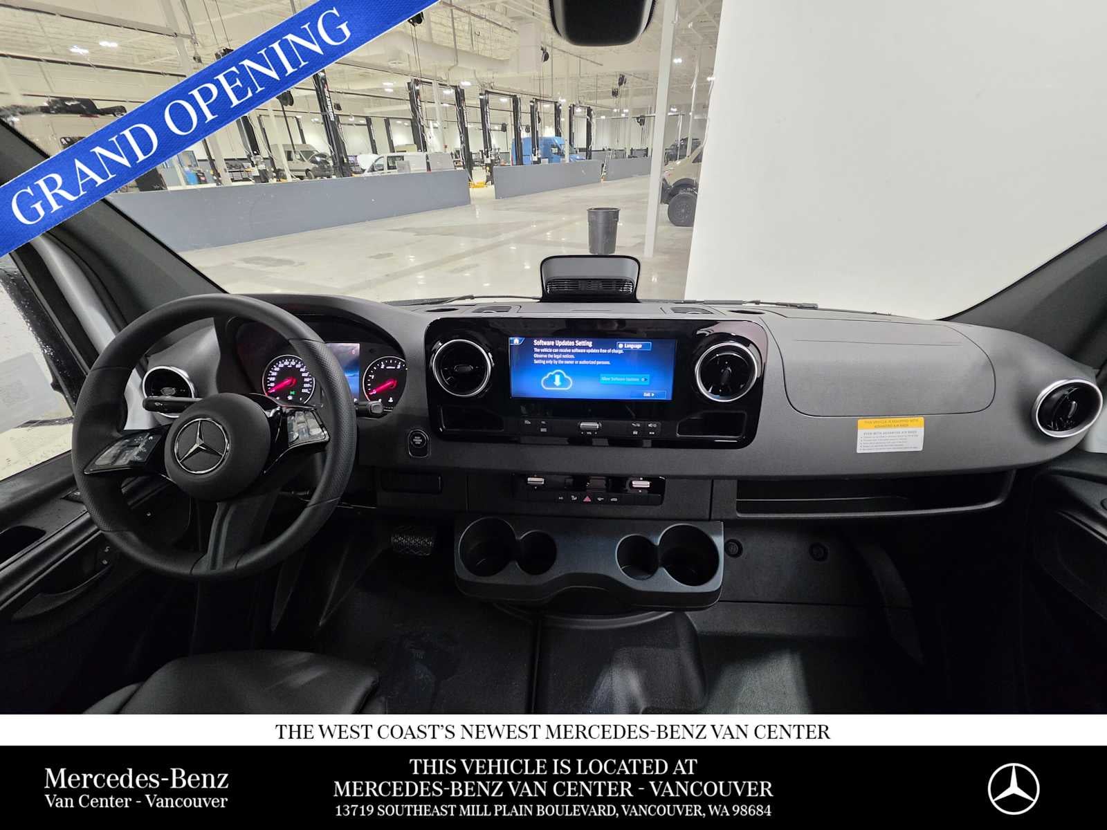 2026 Mercedes-Benz Sprinter 2500 Standard Roof I4 Diesel 144" RWD