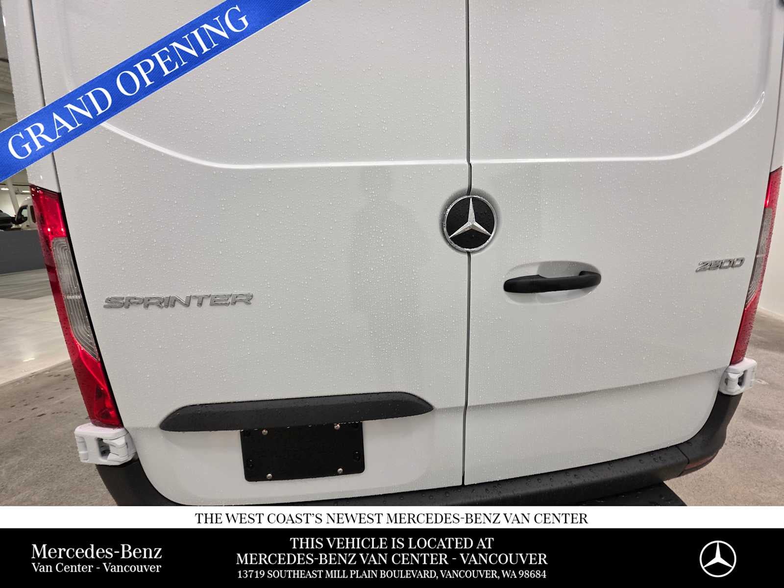2026 Mercedes-Benz Sprinter 2500 Standard Roof I4 Diesel 144" RWD