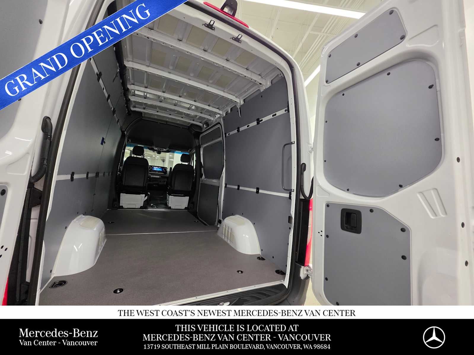 2026 Mercedes-Benz Sprinter 2500 Standard Roof I4 Diesel 144" RWD
