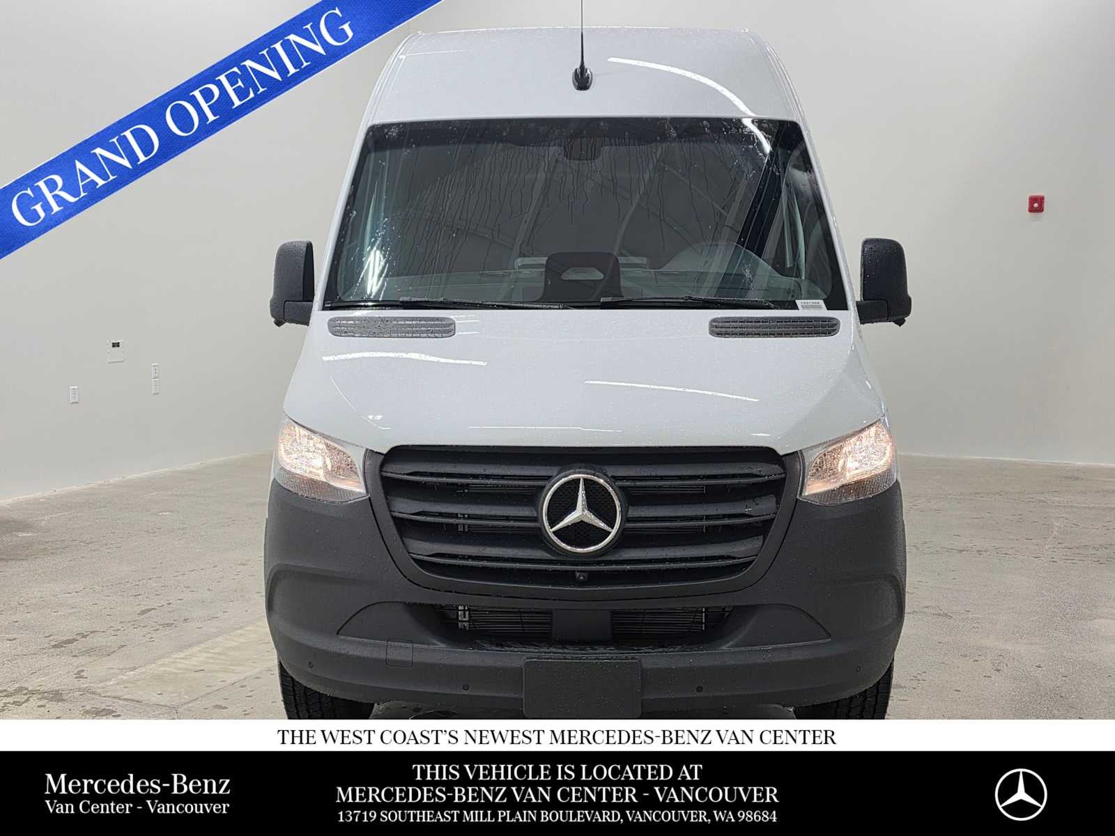 2026 Mercedes-Benz Sprinter 2500 Standard Roof I4 Diesel 144" RWD