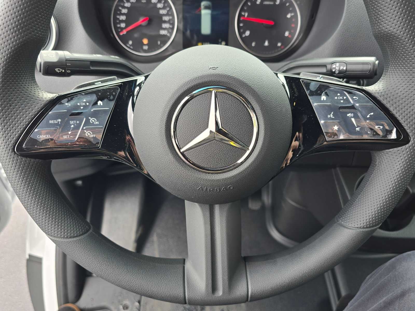 2026 Mercedes-Benz Sprinter 2500 Standard Roof I4 Diesel 144" RWD