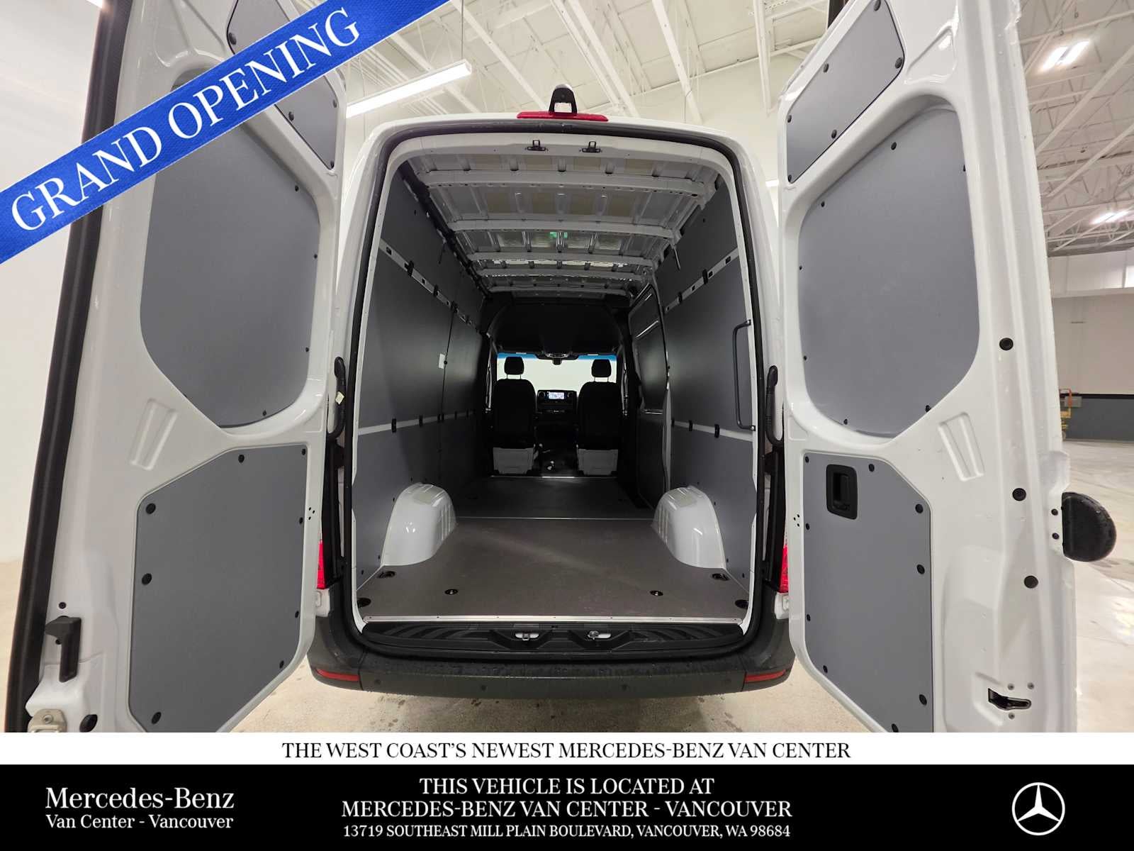 2026 Mercedes-Benz Sprinter 2500 Standard Roof I4 Diesel 144" RWD
