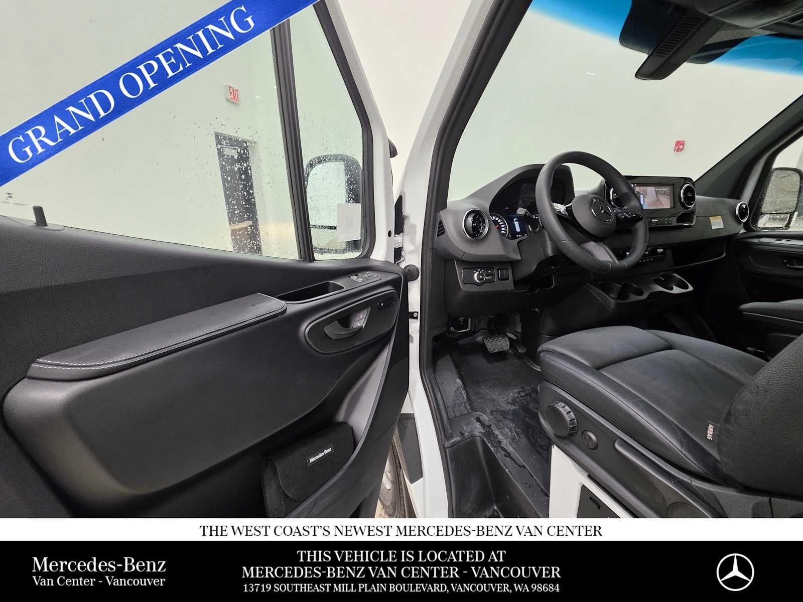 2026 Mercedes-Benz Sprinter 2500 Standard Roof I4 Diesel 144" RWD