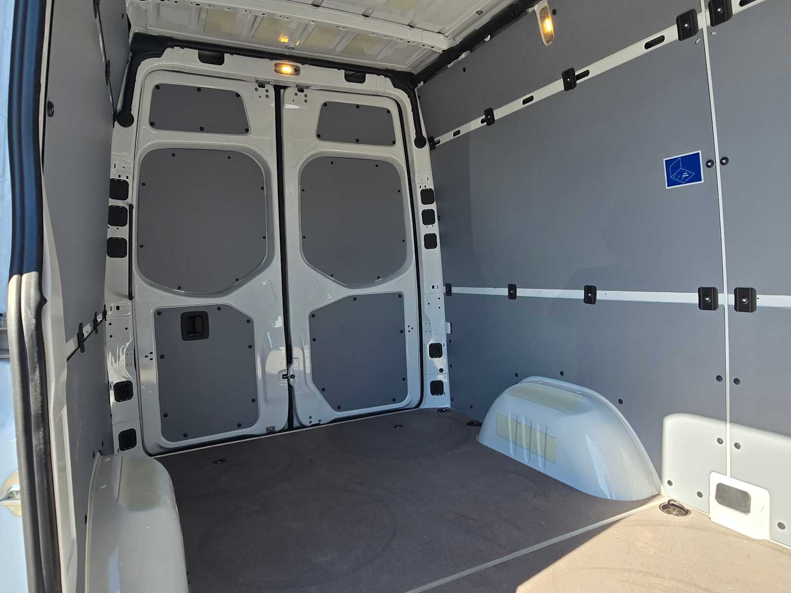 2026 Mercedes-Benz Sprinter Cargo Van 2500 Standard Roof I4 Diesel HO 144" RWD