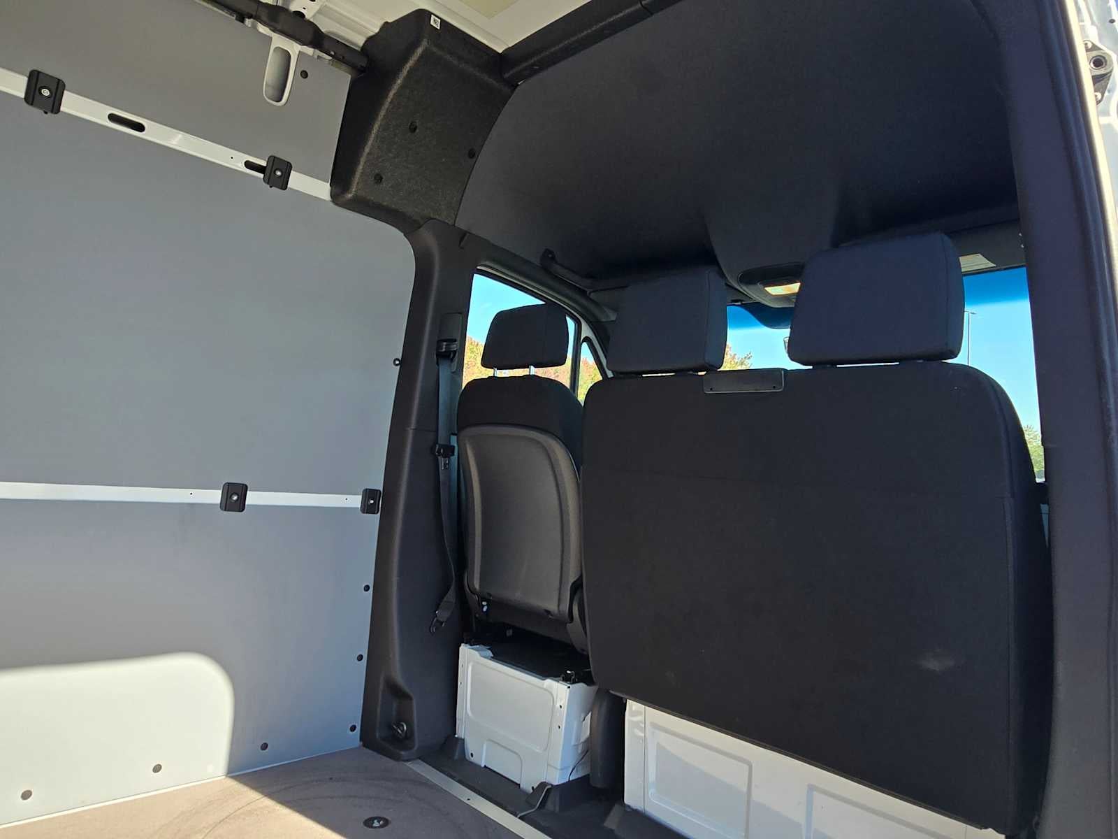2026 Mercedes-Benz Sprinter Cargo Van 2500 Standard Roof I4 Diesel HO 144" RWD