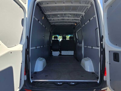 2026 Mercedes-Benz Sprinter Cargo Van 2500 Standard Roof I4 Diesel HO 144" RWD