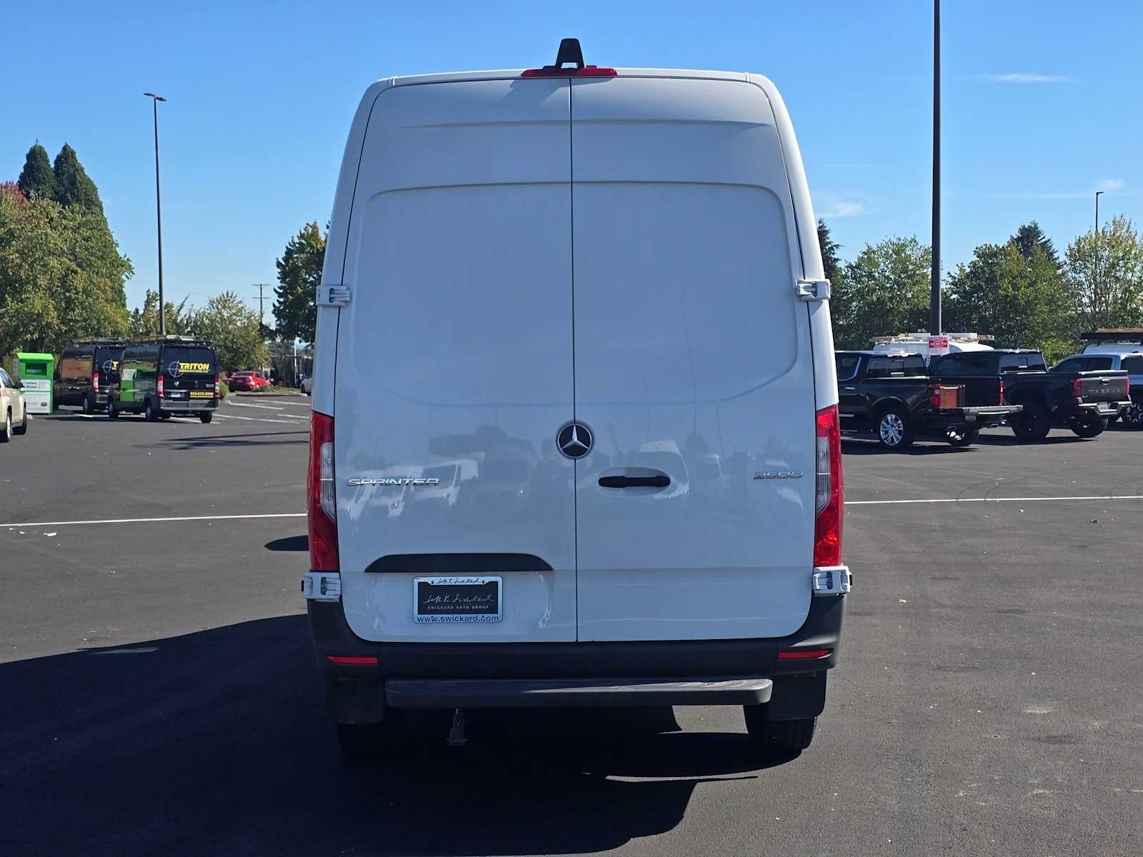 2026 Mercedes-Benz Sprinter Cargo Van 2500 Standard Roof I4 Diesel HO 144" RWD