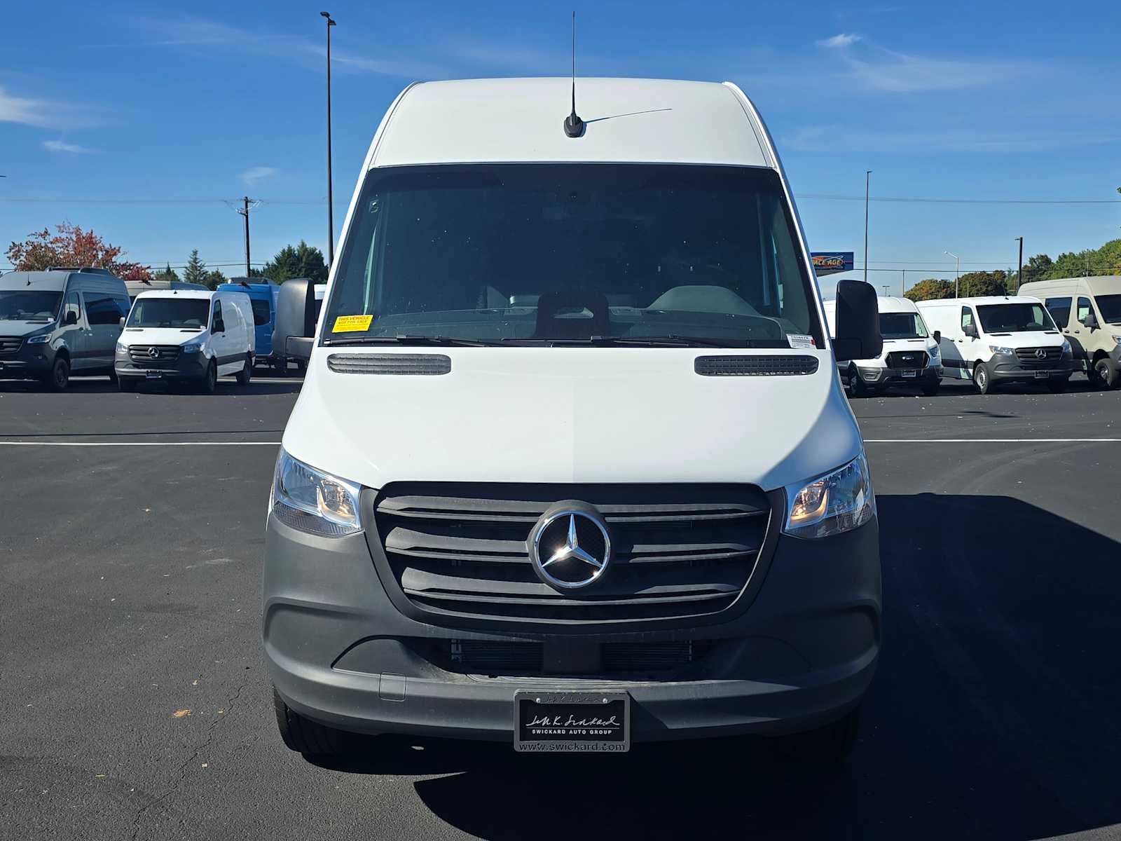 2026 Mercedes-Benz Sprinter Cargo Van 2500 Standard Roof I4 Diesel HO 144" RWD