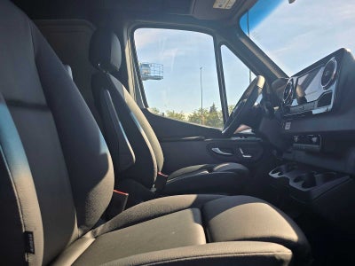 2026 Mercedes-Benz Sprinter 2500 Standard Roof I4 Diesel HO 144" AWD