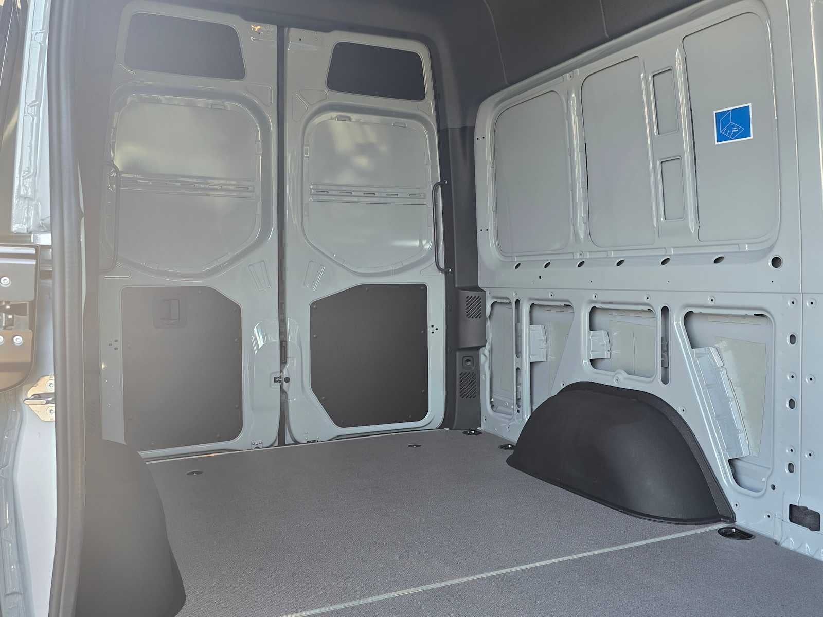 2026 Mercedes-Benz Sprinter 2500 Standard Roof I4 Diesel HO 144" AWD