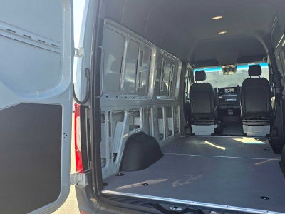 2026 Mercedes-Benz Sprinter 2500 Standard Roof I4 Diesel HO 144" AWD