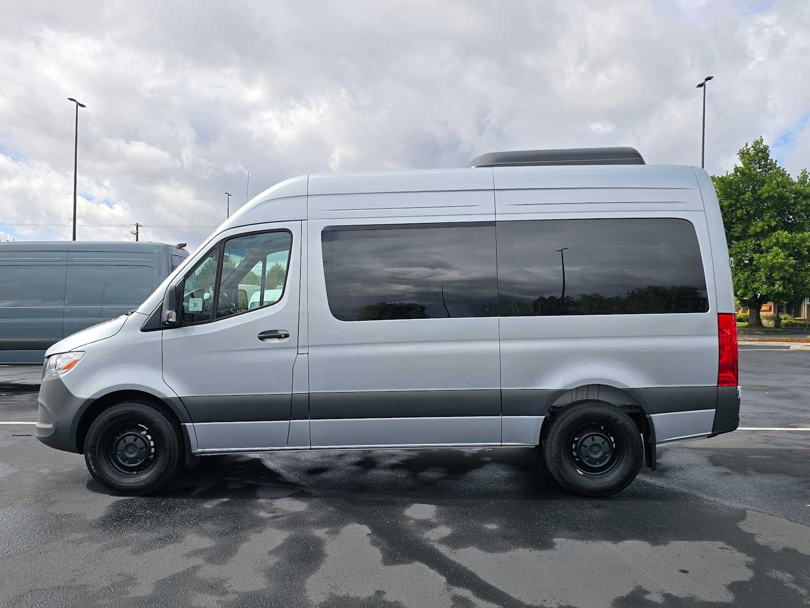 2026 Mercedes-Benz Sprinter 2500 Standard Roof I4 Diesel HO 144" AWD